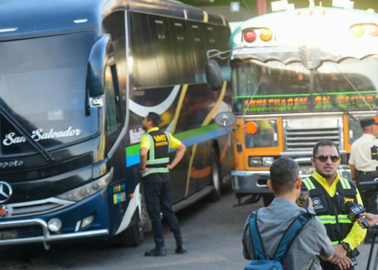 Refuerzan controles al transporte colectivo en Vacaciones Agostinas