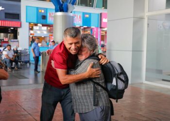 El Salvador impulsa ley que protege y apoya a la diáspora y personas en movilidad humana