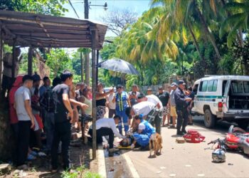 Motociclista pierde la vida y otro resulta herido tras choque en Santa María