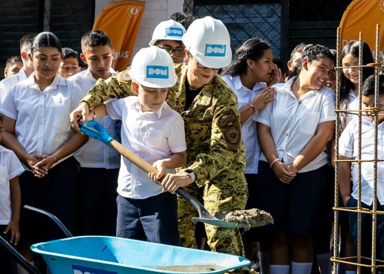 Reconstruirán escuela en Metapán tras daños ocasionados por enjambre sísmico