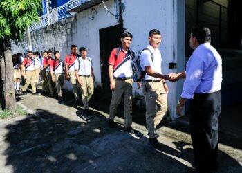 Gremios de docentes avalan nuevas medidas de disciplina y orden en escuelas