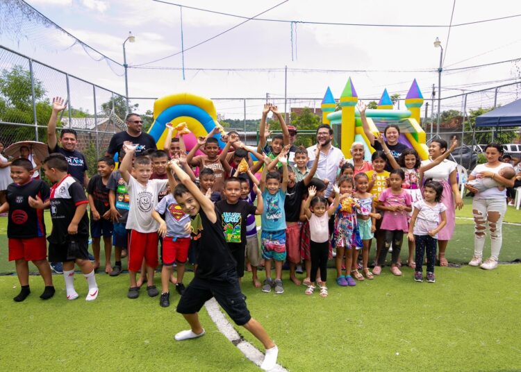 Diputado Frank Menjívar fortalece la integración social en Cabañas con festivales comunitarios