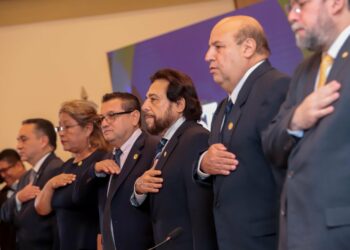 Gobierno, trabajadores y empresarios fortalecen el diálogo para impulsar empleo y desarrollo