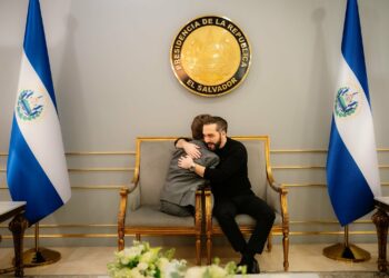 Nick Vujicic en El Salvador: “Dios está haciendo algo especial aquí, he orado por este país”