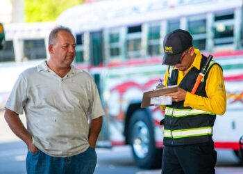 Imponen multas a la ruta 301 por cobros excesivos en el pasaje