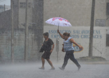 Lluvias y tormentas afectan zona oriental del país
