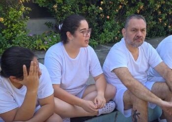 Acusados de estafar con medios informaticos seguiran en prisión