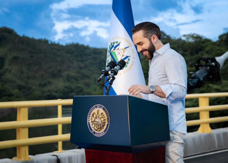 “Cada día ponemos una piedra más en el desarrollo del país”: Presidente Bukele