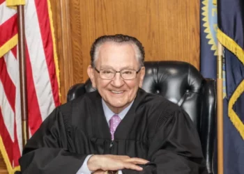 Famoso juez de EEUU Frank Caprio pierde la batalla contra el cáncer