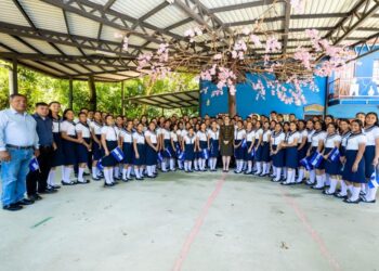 Teatro Pablo Tesak se convierte en patrimonio del gobierno