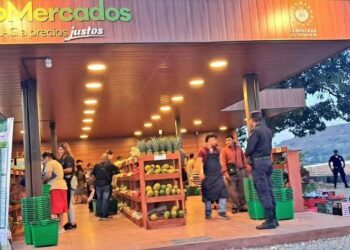 Agromercados ofrecen alimentos a precios justos en todo el país