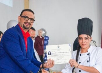 Santa Ana impulsa la educación técnica como motor de emprendimiento y empleo