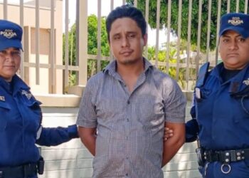 Un busero de la ruta 50 atropelló a dos menores en Santa Ana; una falleció y otra resultó lesionada