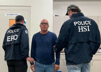 Arrestan en EEUU a exteniente coronel cubano acusado de represiones