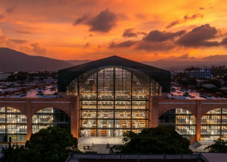 Apertura del Modernizado Mercado San Miguelito: Nuevo Corazón Comercial de San Salvador