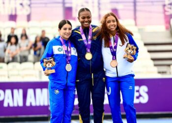 Ivonne Nóchez conquista la medalla de plata en patinaje de velocidad de los Juegos Panamericanos Junior