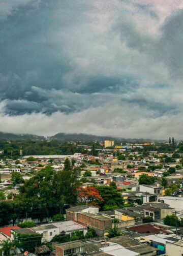 Onda tropical provocará lluvias durante las noches del fin de semana en el país