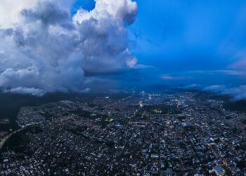 Persistirán las lluvias con riesgo de inundaciones y deslizamientos esta semana en El Salvador