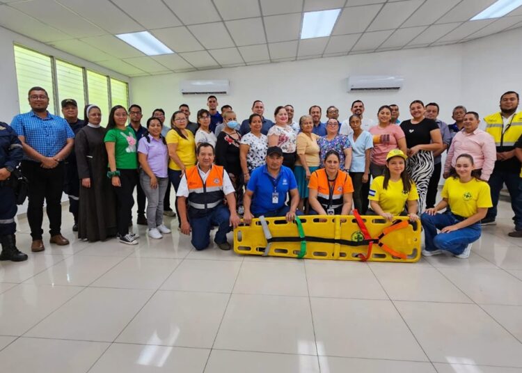 VMT capacita a directores de La Paz en seguridad vial y primeros auxilios