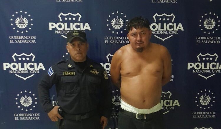 Capturan a conductor en Uluazapa por manejar con 207° de alcohol