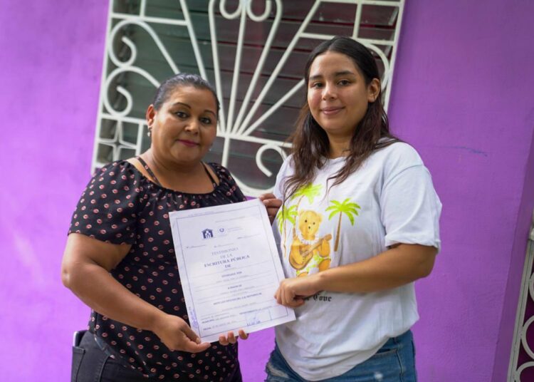 Gobierno devuelve dignidad y patrimonio a miles de familias con la recuperación de viviendas usurpadas