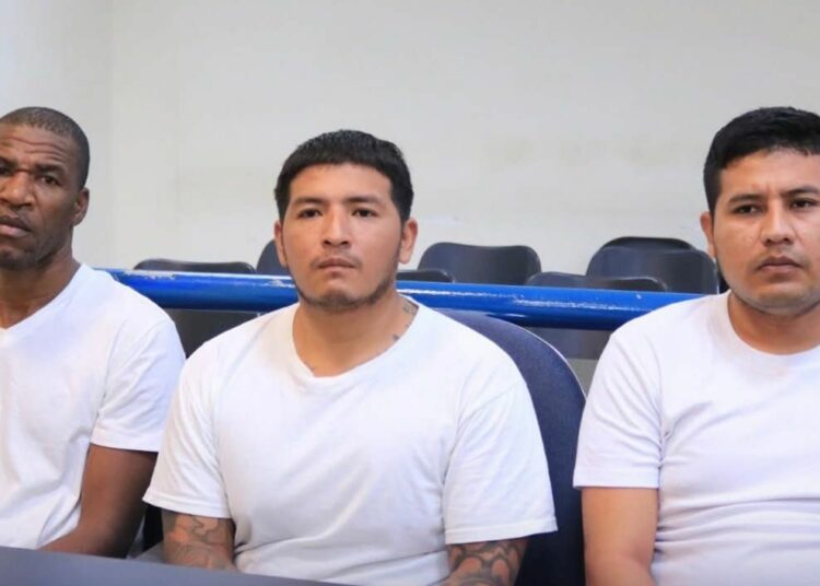 15 años de prisión para extranjeros que trasladaban dos toneladas de droga en altamar