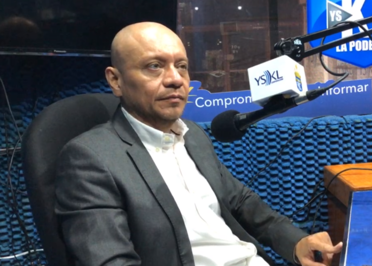 «Mojados ilegales, muertos de hambre»: Marvin Aguilar