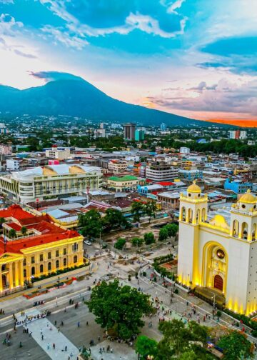 Dinamismo e innovación: San Salvador es la ciudad con mayor expansión emprendedora en la región