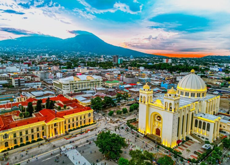 Dinamismo e innovación: San Salvador es la ciudad con mayor expansión emprendedora en la región