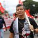 Manuel “El Chino” Flores lidera protesta del FMLN durante fiestas patrias