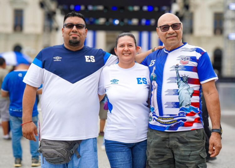 Plaza Gerardo Barrios vibrará con música, cultura y un show de drones en celebración de independencia
