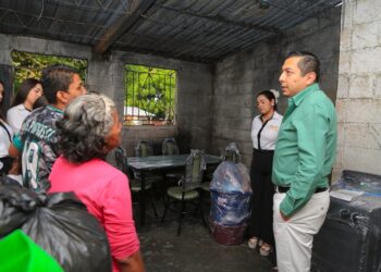 Funerales Ismael Guzmán brinda ayuda a familia que perdió su hogar en un incendio