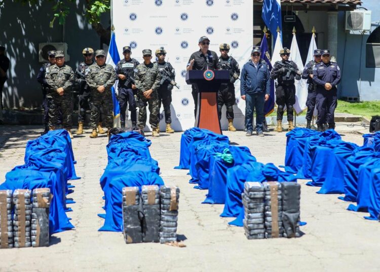 ¡Golpe al narcotráfico! El Salvador incauta 1.4 toneladas de cocaína valoradas en $35 millones