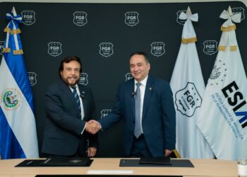 Vicepresidente Ulloa y Fiscal General Sr. Rodolfo Delgado firman convenio para modernizar el Estado y profesionalizar a los servidores públicos