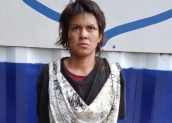 capturan a mujer que agredió con una lima a un hombre en Santa Ana; víctima permanece grave en hospital