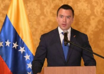 Gobierno de Ecuador elimina subsidio al diesel para “reducir gastos”