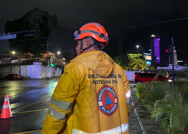 Lluvias y tormentas aumentarán en los próximos días, informa Medio Ambiente
