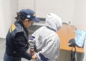 Capturan a pandillera guatemalteca cuando trasladaba arma ilegal