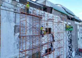 Equipos del Ministerio de Obras Públicas avanzan con la remodelación del Mercado Cuscatlán en San Salvador