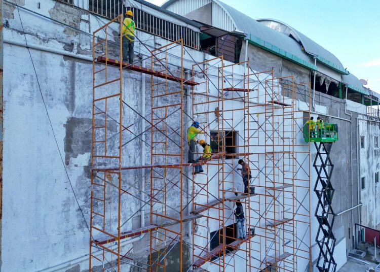 Equipos del Ministerio de Obras Públicas avanzan con la remodelación del Mercado Cuscatlán en San Salvador