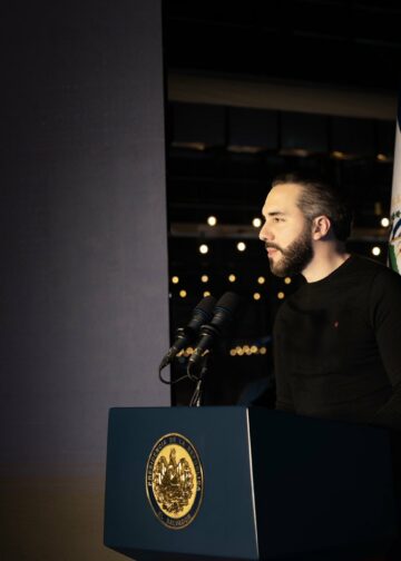 Nayib Bukele mantiene un respaldo histórico entre los salvadoreños, según CID Gallup