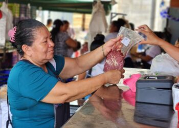 Resaltan disponibilidad de carne nacional y argentina en Agro Mercados