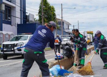 Alcaldía de San Salvador Centro garantiza limpieza y orden durante los desfiles de independencia