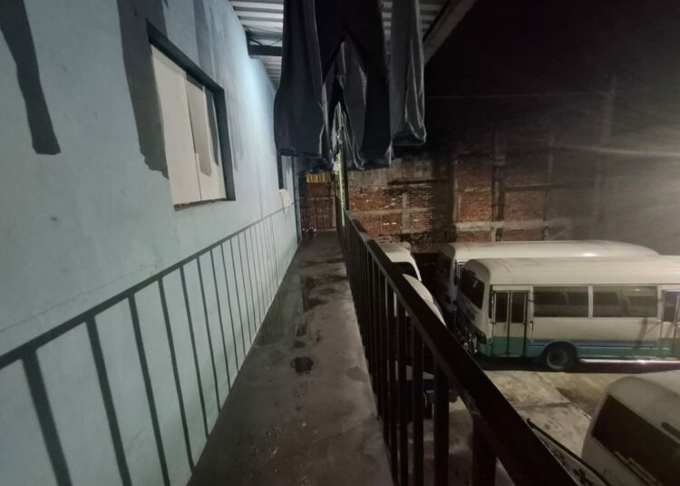 FGR golpea las finanzas de la pandilla Barrio 18 con nuevas incautaciones en San Salvador