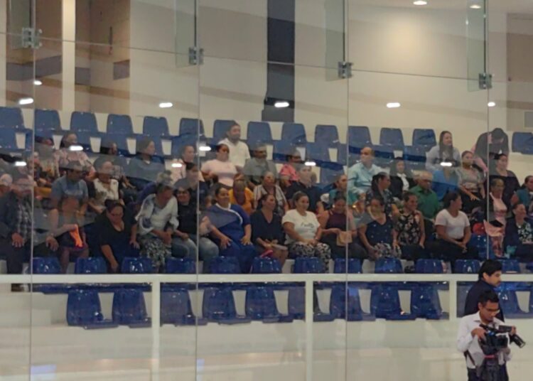 Asamblea Legislativa garantiza seguridad jurídica a familias de La Concordia con aprobación de escrituras