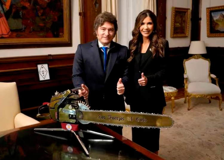 Acuerdo para viajar sin visa continúa, confirma EEUU y Argentina