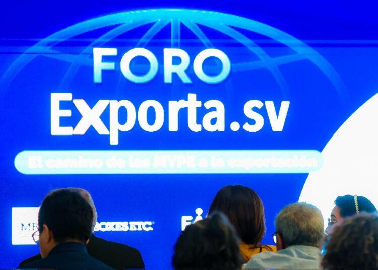 Foro de CONAMYPE impulsa a más de 100 microempresas a conquistar mercados internacionales