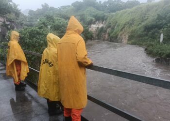 Protección Civil alerta por lluvias en varias zonas del país