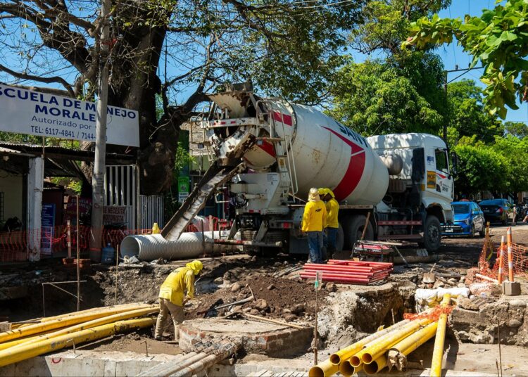 Avanza la modernización urbana con cableado subterráneo en el Puerto de La Libertad