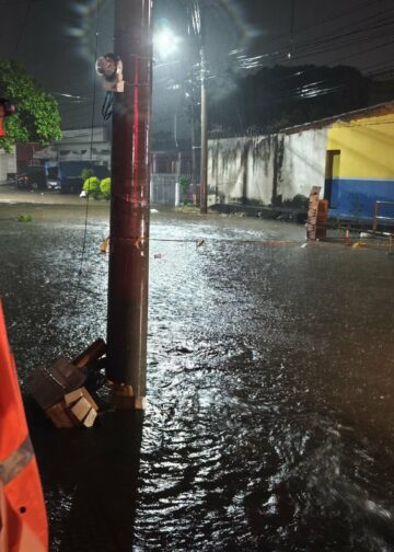 Protección Civil supervisa áreas inundadas en San Miguel y San Salvador por lluvias